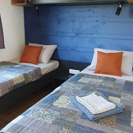 Mobile Homes Karlo & Dino Ferienhaus Pula