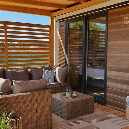 Mobile Homes Karlo & Dino *