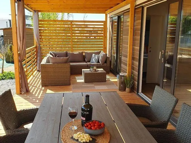 Mobile Homes Karlo & Dino * Pula