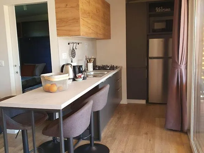 Mobile Homes Karlo & Dino Vikendica *