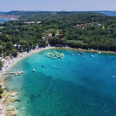 Mobile Homes Karlo & Dino Holiday home *